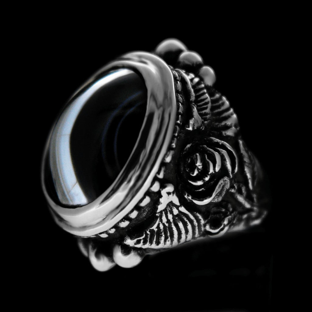 Large Pro Noblem Ring - Round Victorian Onyx Curiouser Collective